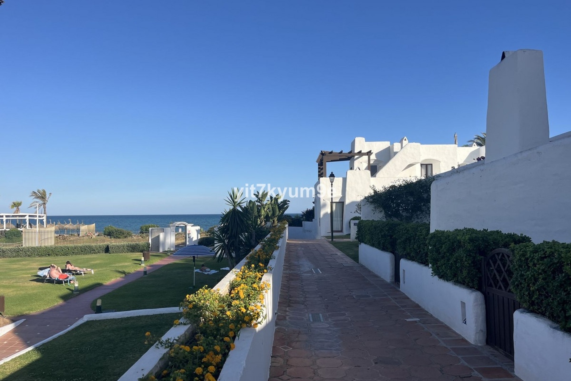 Resale - apartment - Estepona - Estepona Centro