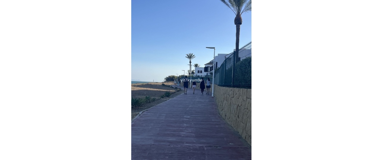 Resale - apartment - Estepona - Estepona Centro