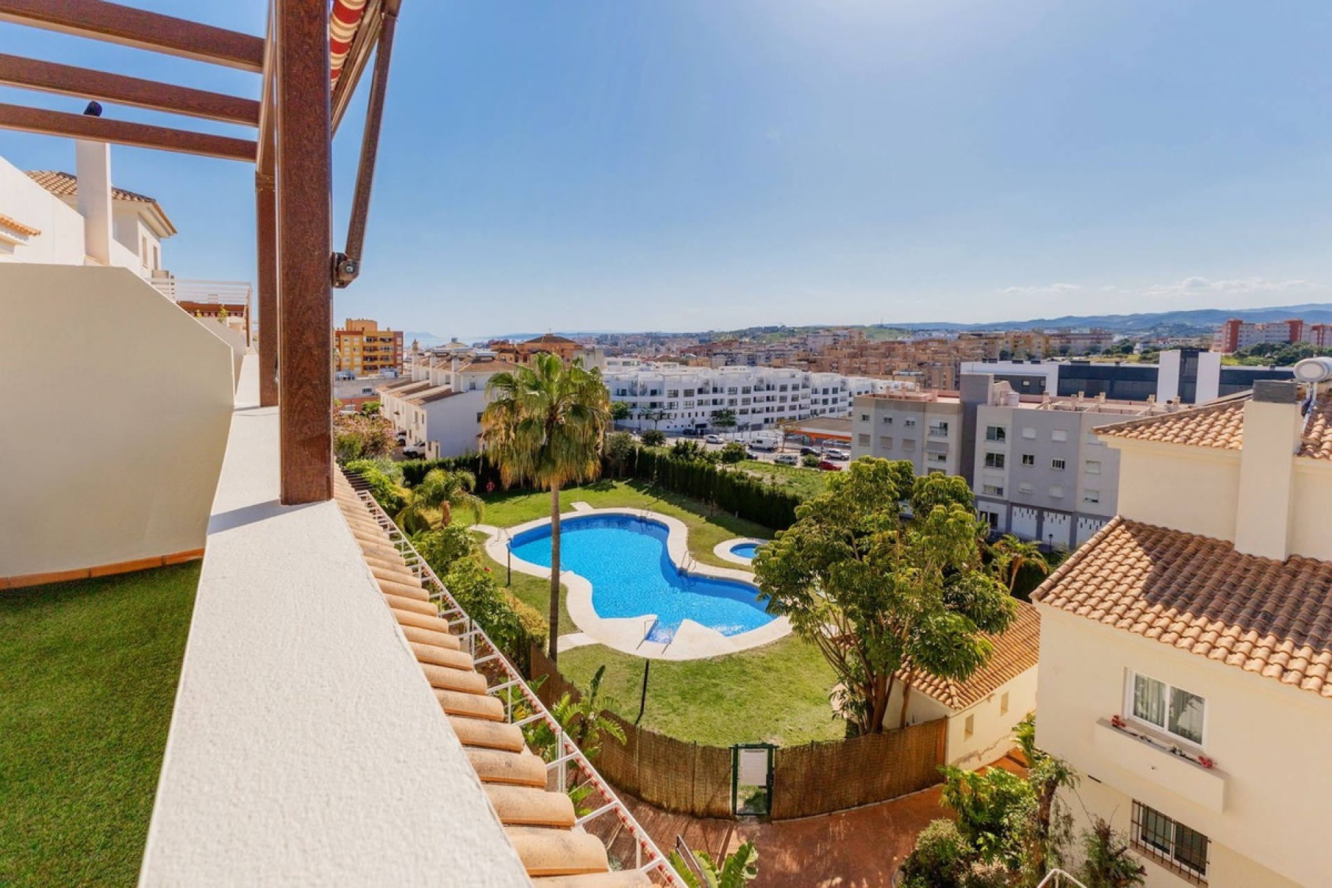 Resale - apartment - Estepona - Estepona Centro