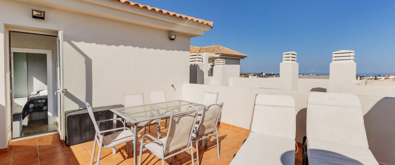 Resale - apartment - Estepona - Estepona Centro