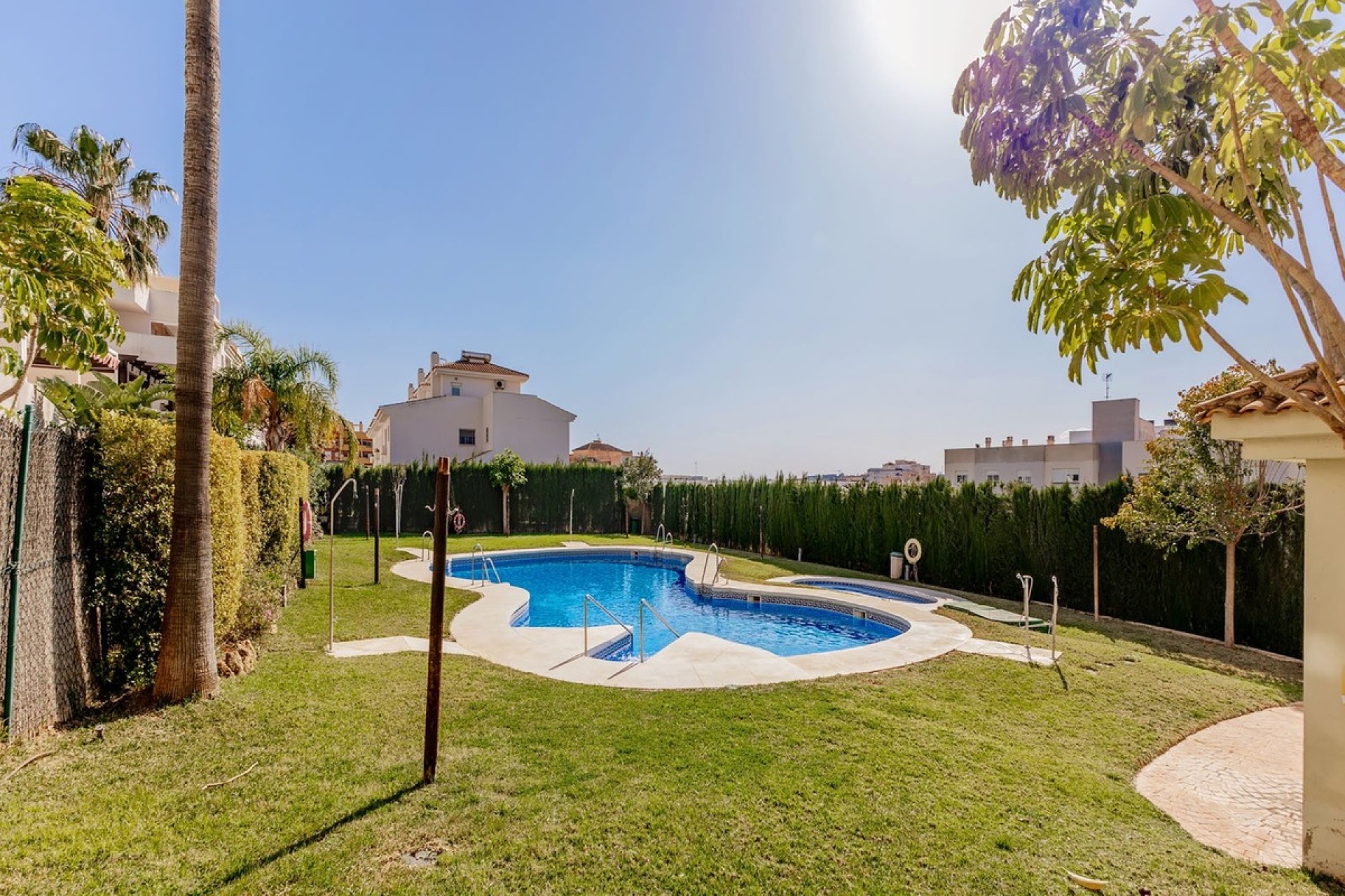 Resale - apartment - Estepona - Estepona Centro
