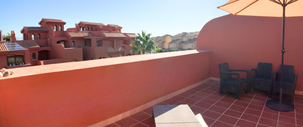 Resale - apartment - Estepona - Estepona Centro