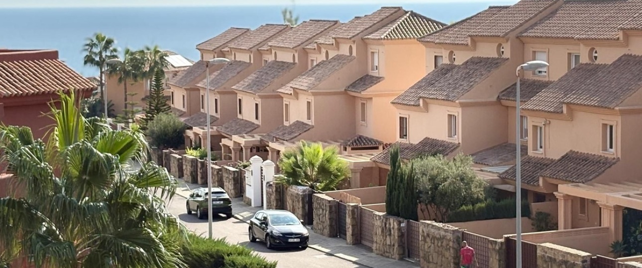 Resale - apartment - Estepona - Estepona Centro
