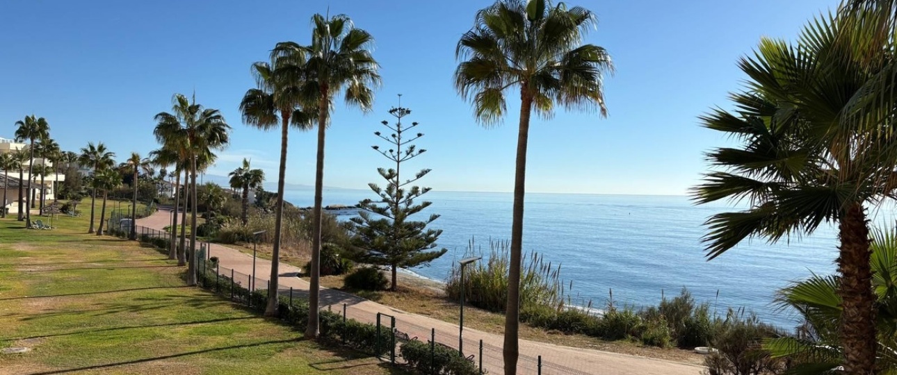 Resale - apartment - Estepona - Estepona Centro