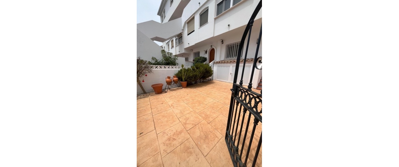 Resale - apartment - Estepona - Estepona Centro
