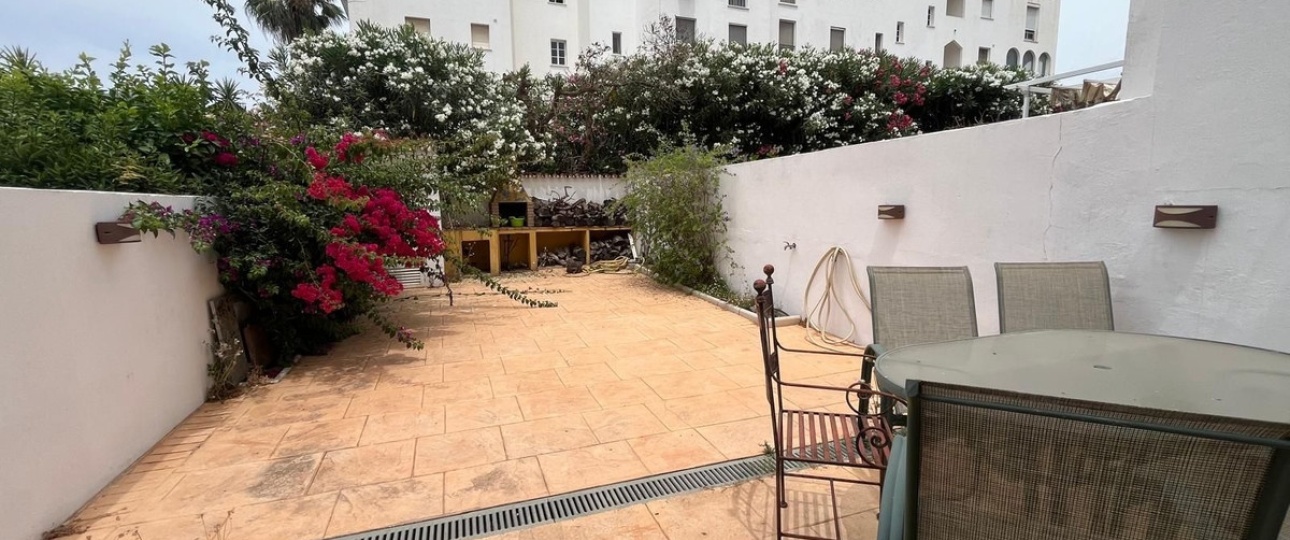 Resale - apartment - Estepona - Estepona Centro
