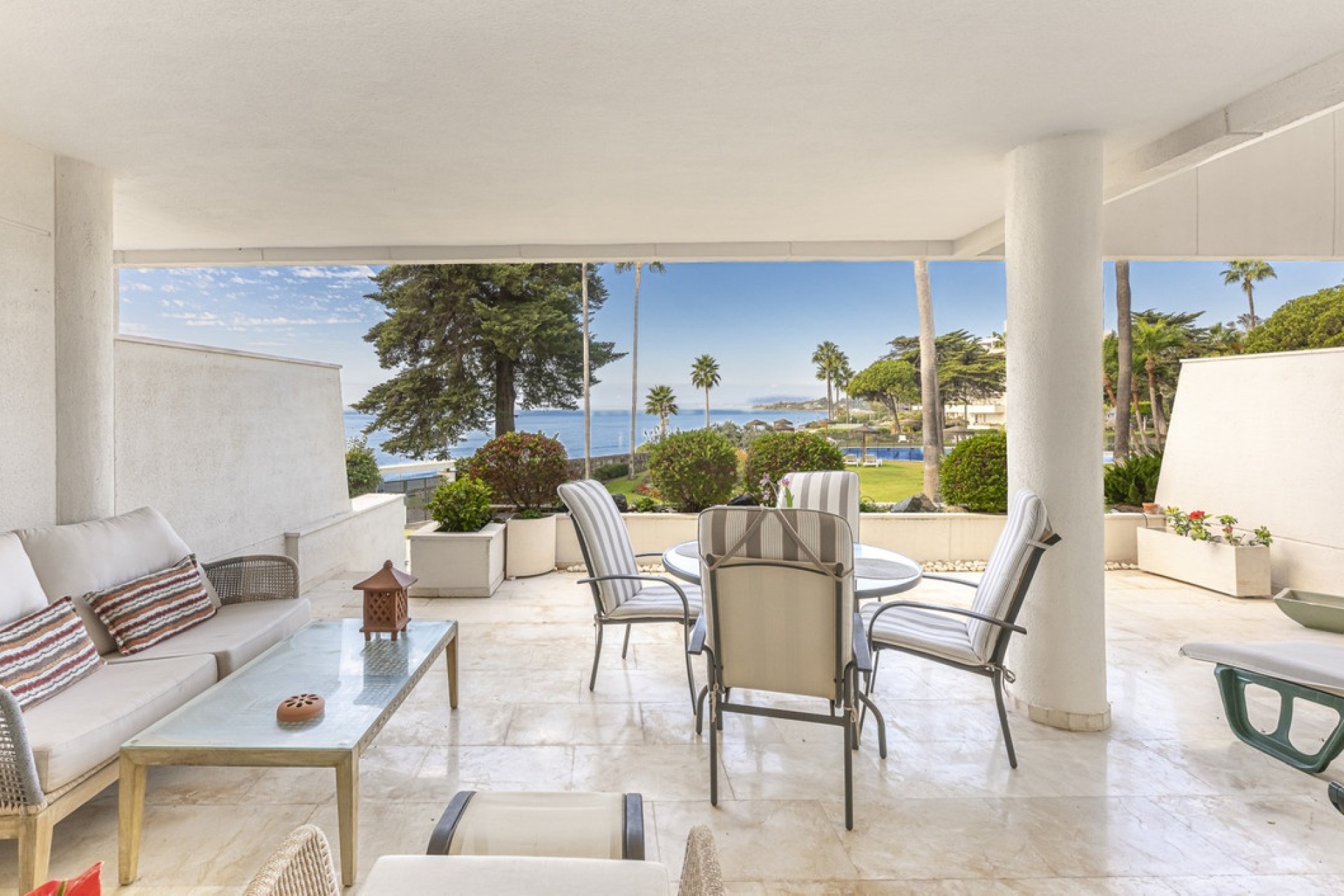 Resale - apartment - Estepona - Estepona Centro