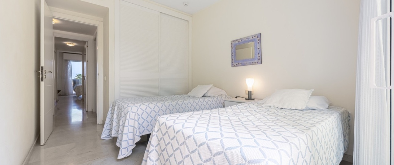 Resale - apartment - Estepona - Estepona Centro