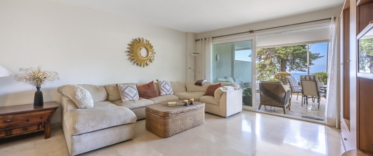 Resale - apartment - Estepona - Estepona Centro