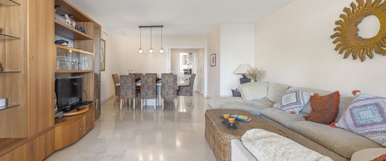 Resale - apartment - Estepona - Estepona Centro