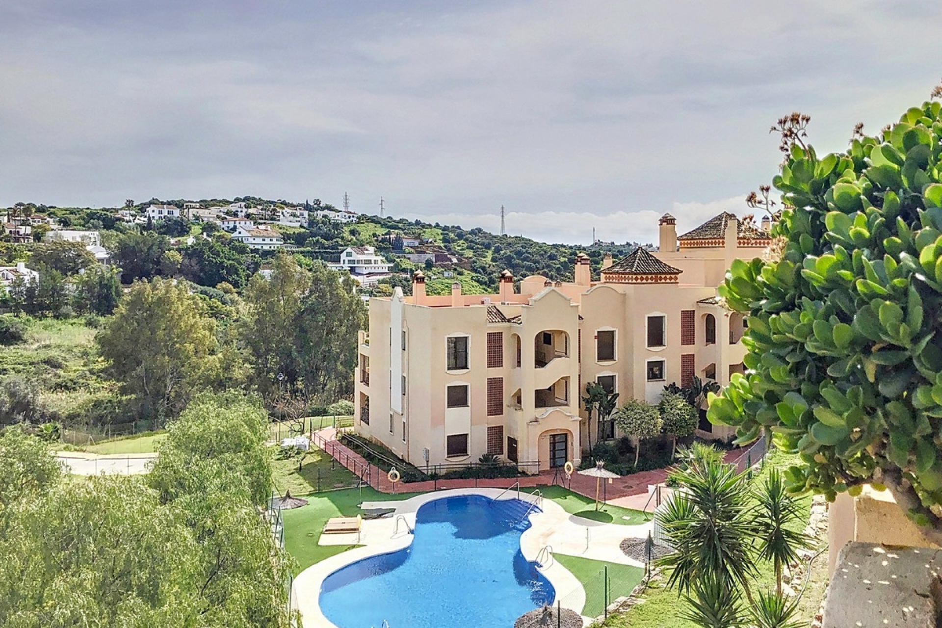Resale - apartment - Estepona - Estepona Centro