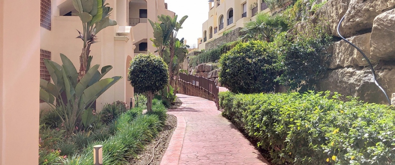 Resale - apartment - Estepona - Estepona Centro