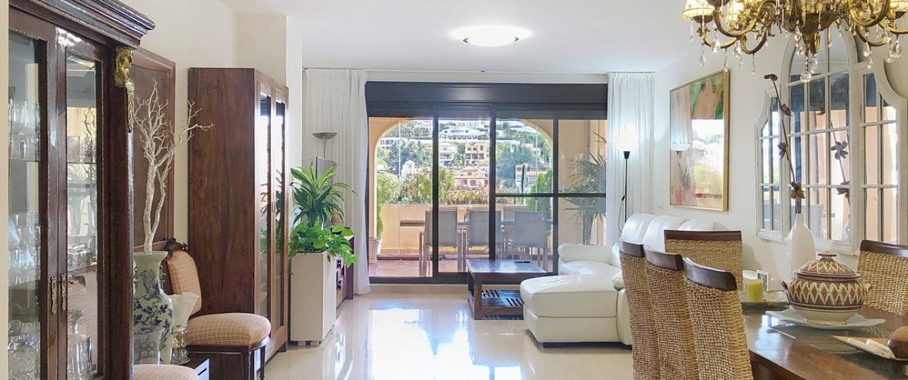 Resale - apartment - Estepona - Estepona Centro