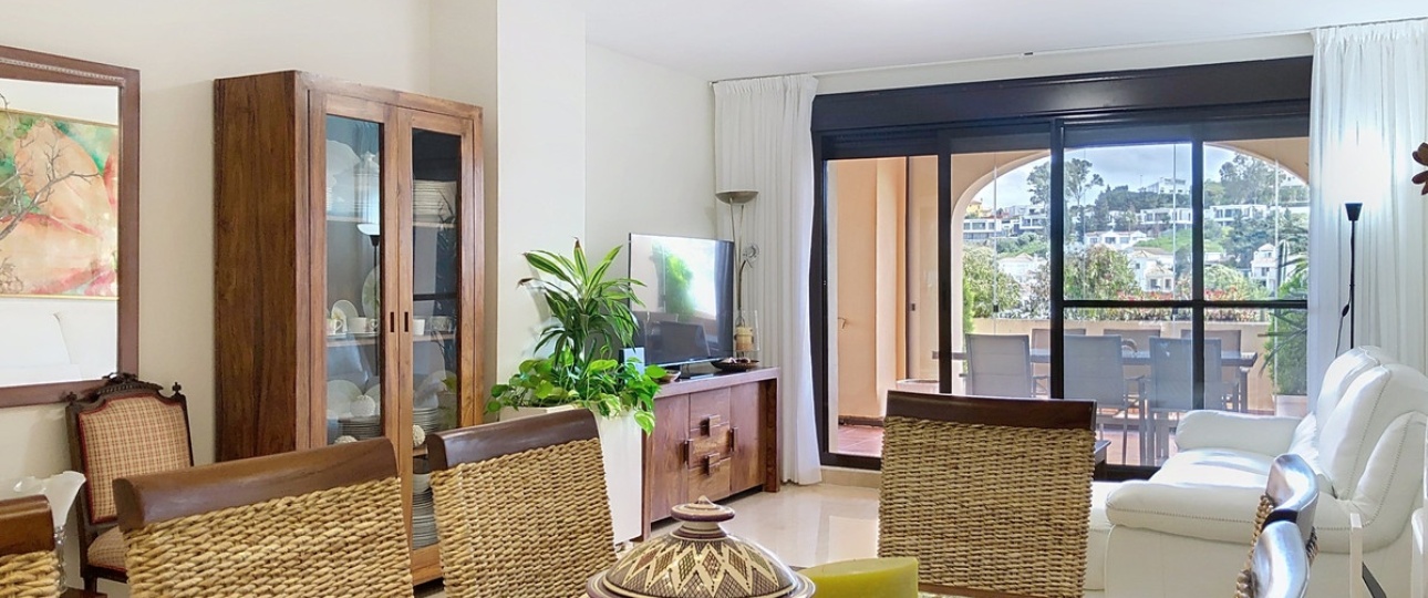 Resale - apartment - Estepona - Estepona Centro