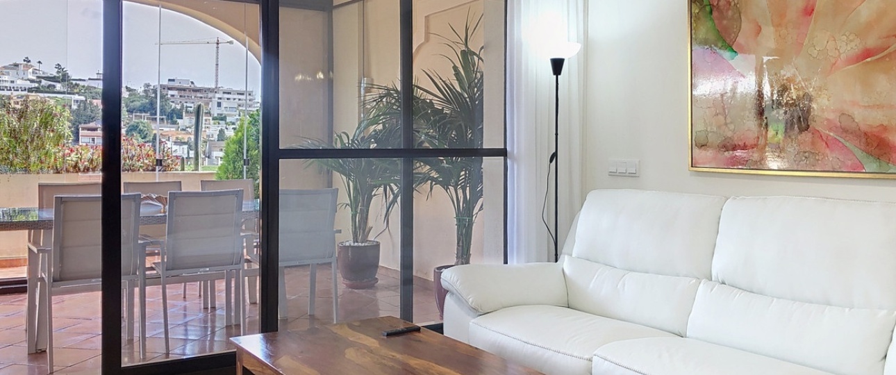 Resale - apartment - Estepona - Estepona Centro