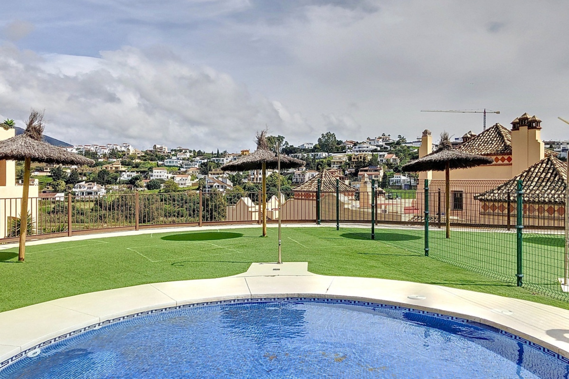 Resale - apartment - Estepona - Estepona Centro