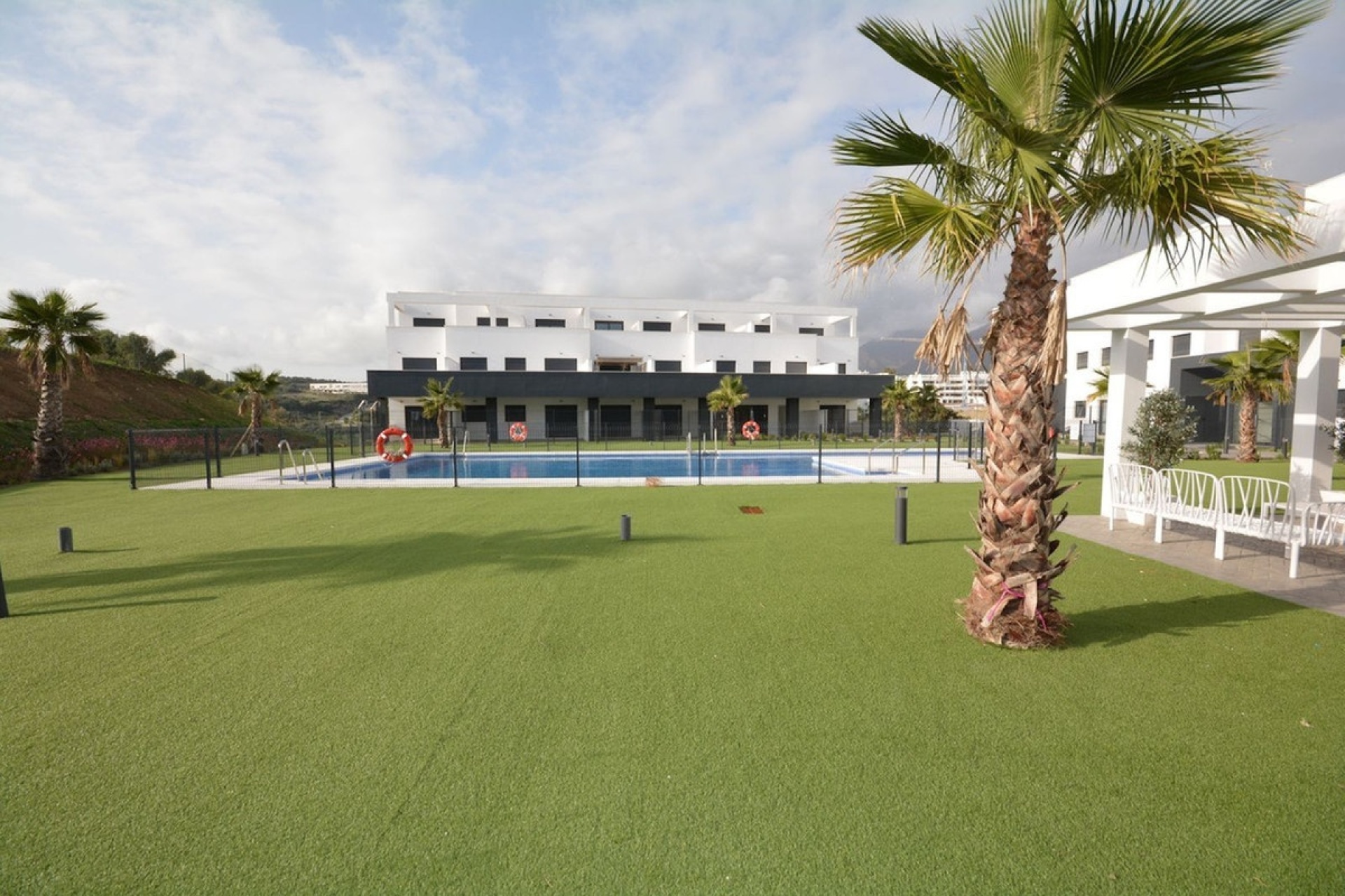 Resale - apartment - Estepona - Estepona Centro