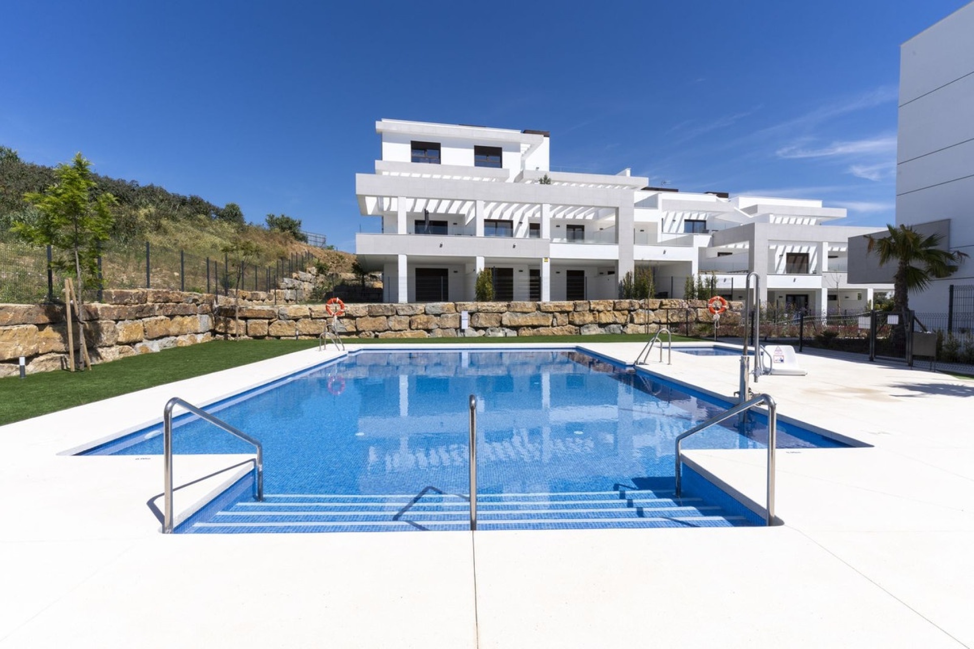 Resale - apartment - Estepona - Estepona Centro