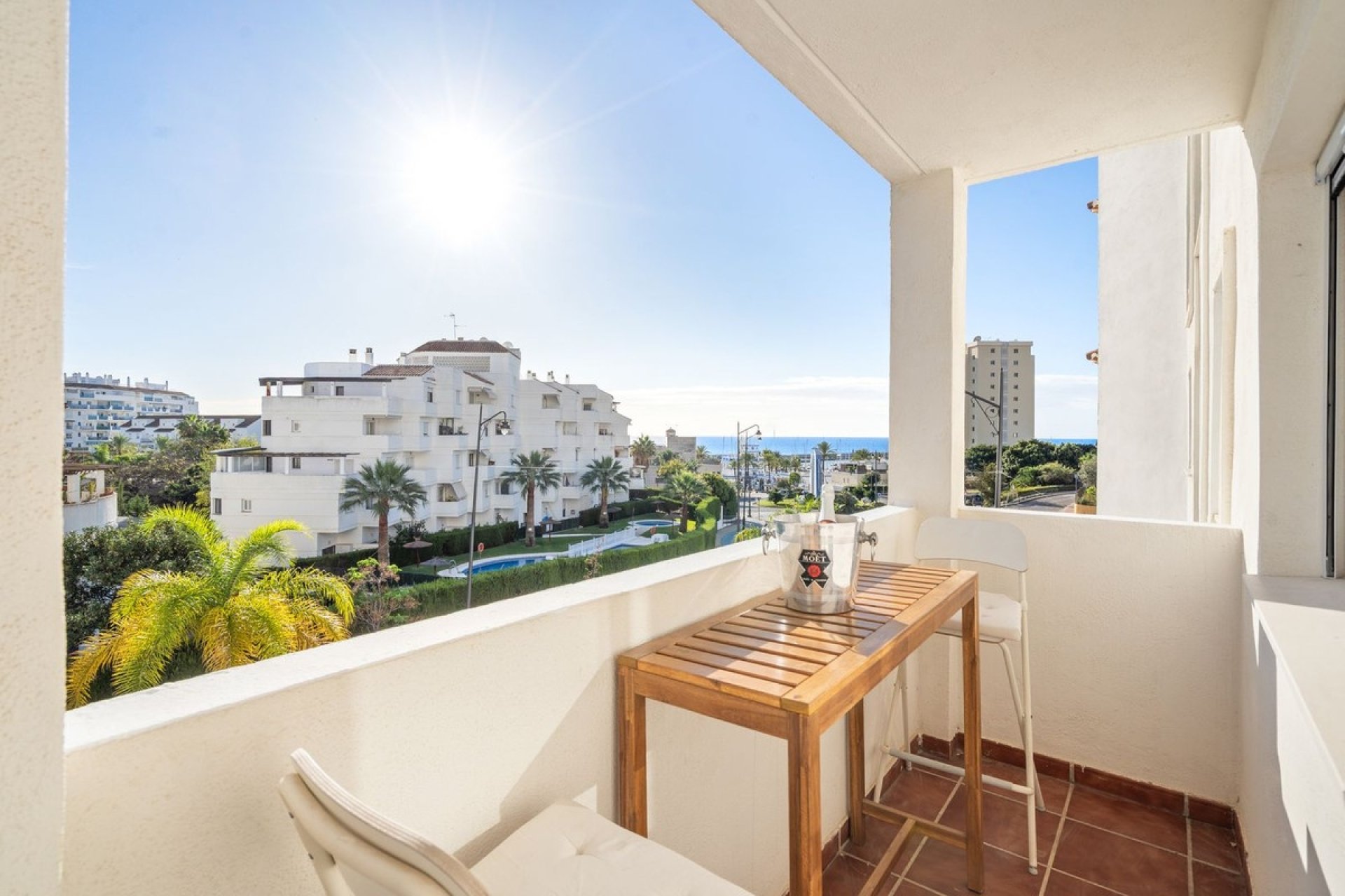 Resale - apartment - Estepona - Estepona Centro