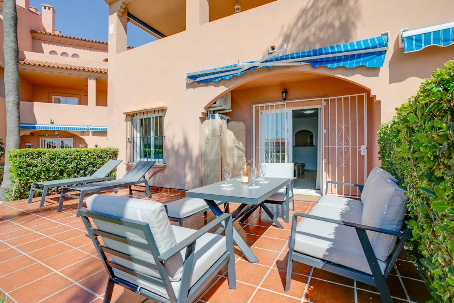 Resale - apartment - Estepona - Estepona Centro