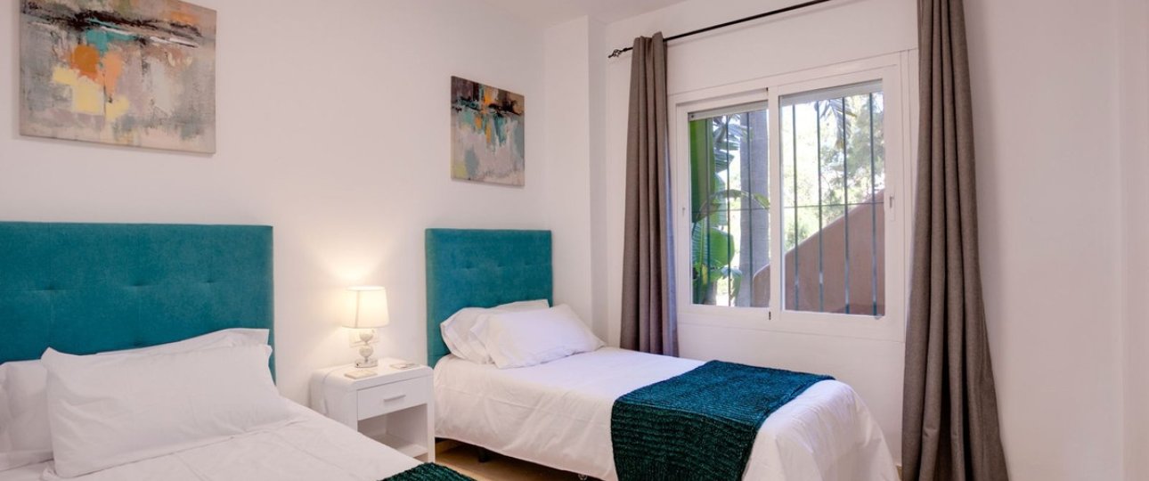 Resale - apartment - Estepona - Estepona Centro