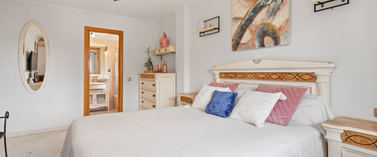 Resale - apartment - Estepona - Estepona Centro