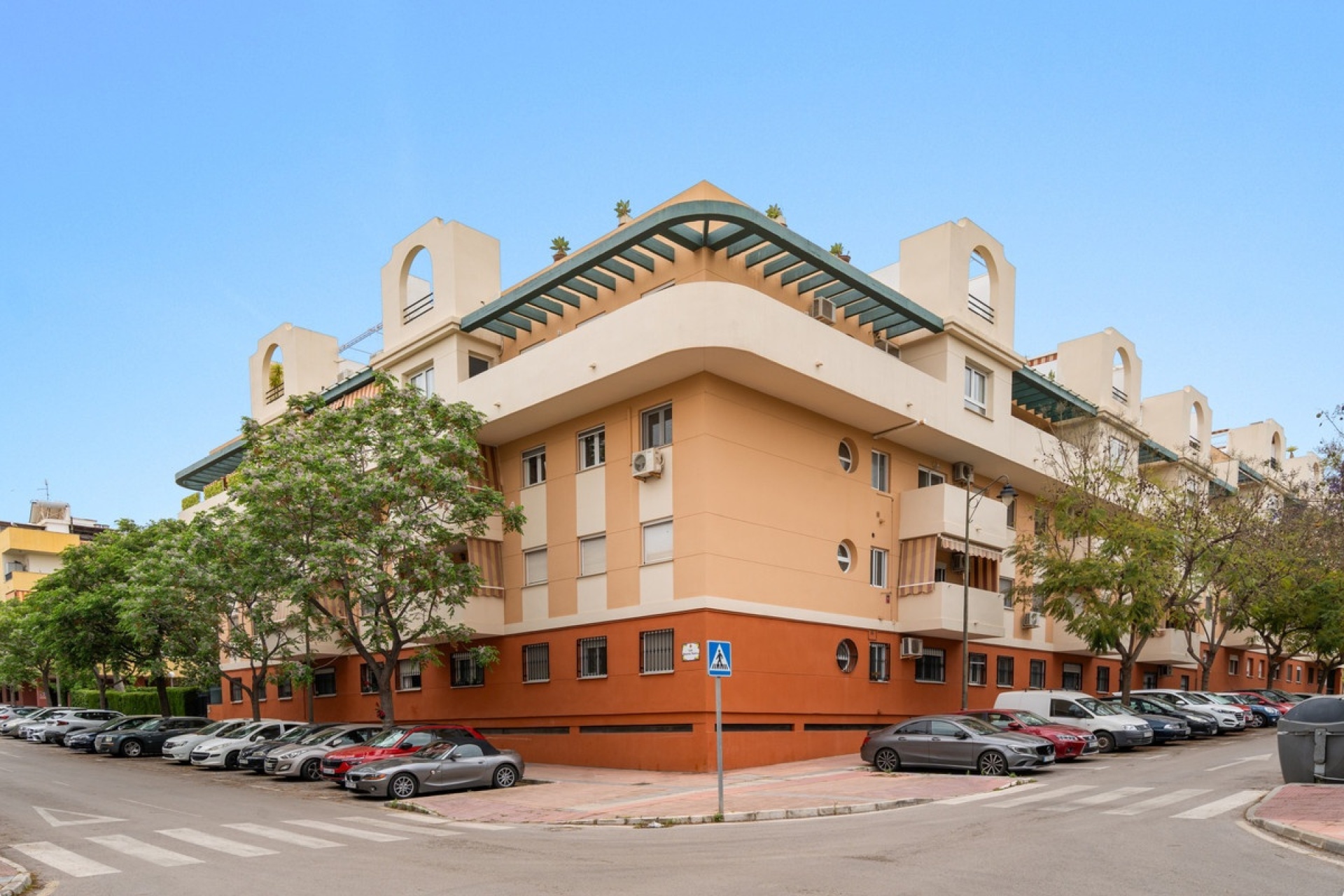 Resale - apartment - Estepona - Estepona Centro