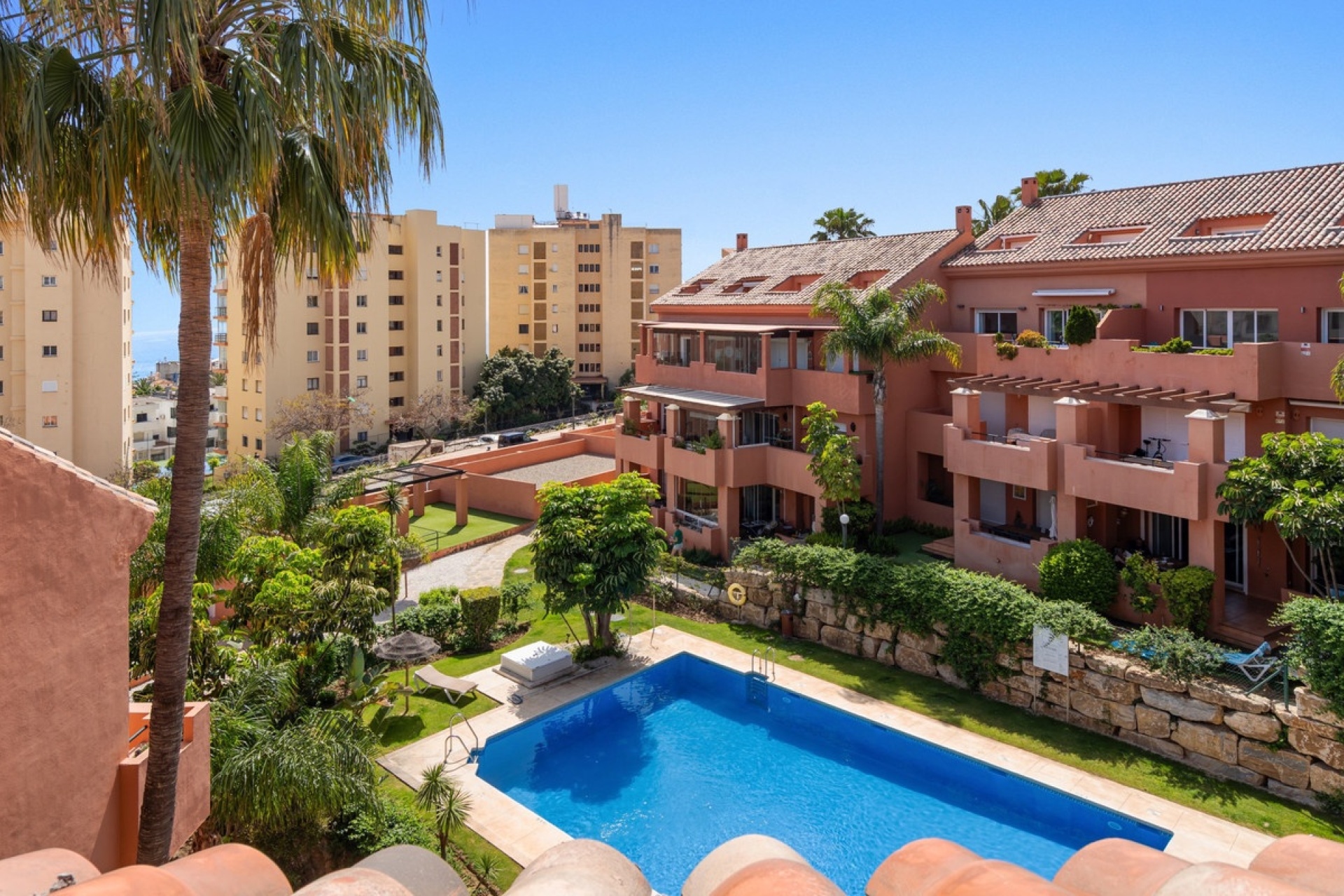 Resale - apartment - Estepona - Estepona Centro