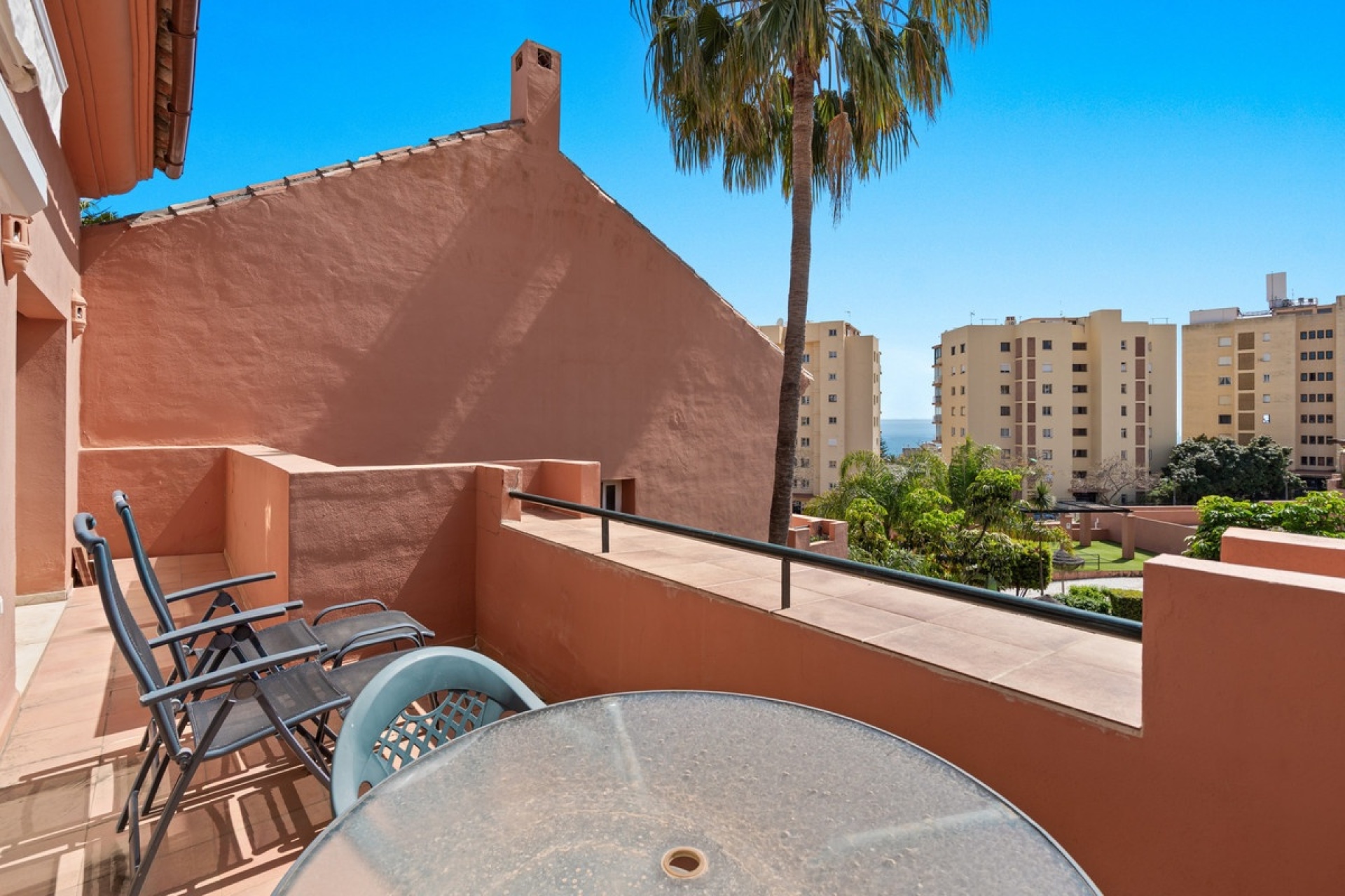 Resale - apartment - Estepona - Estepona Centro