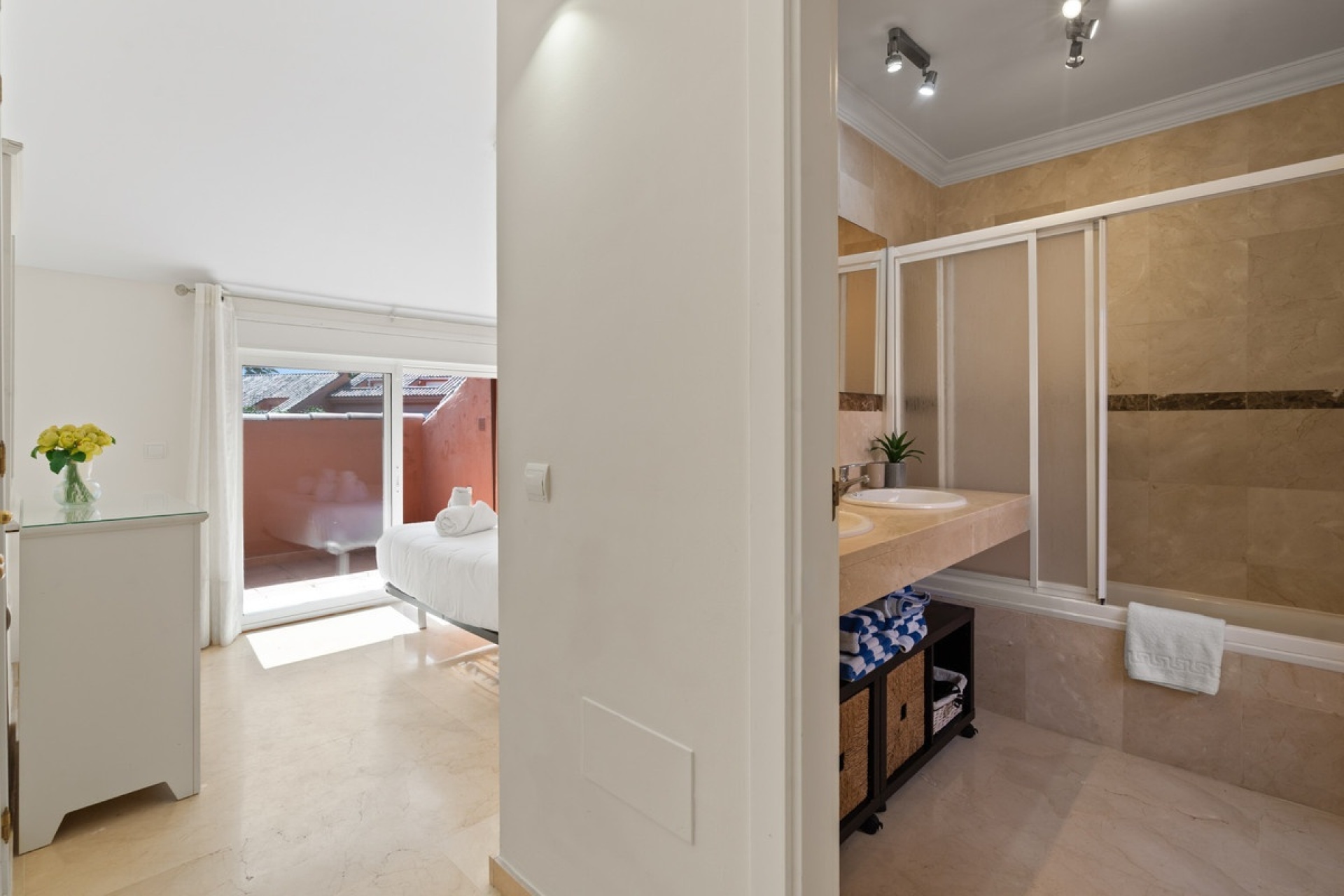 Resale - apartment - Estepona - Estepona Centro
