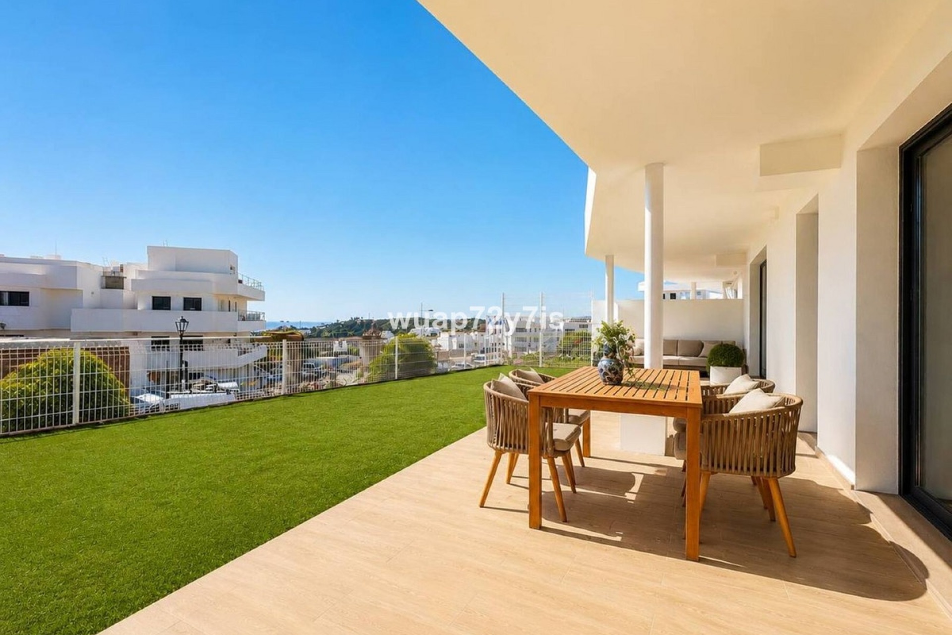 Resale - apartment - Estepona - Estepona Centro