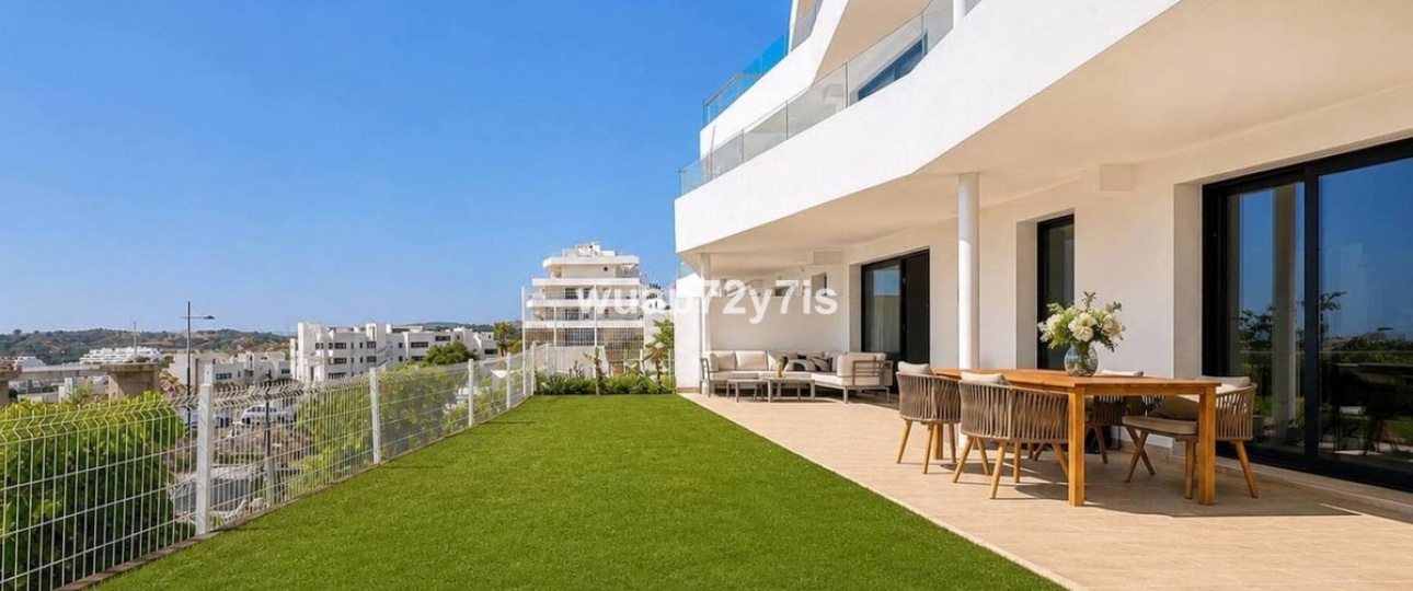 Resale - apartment - Estepona - Estepona Centro