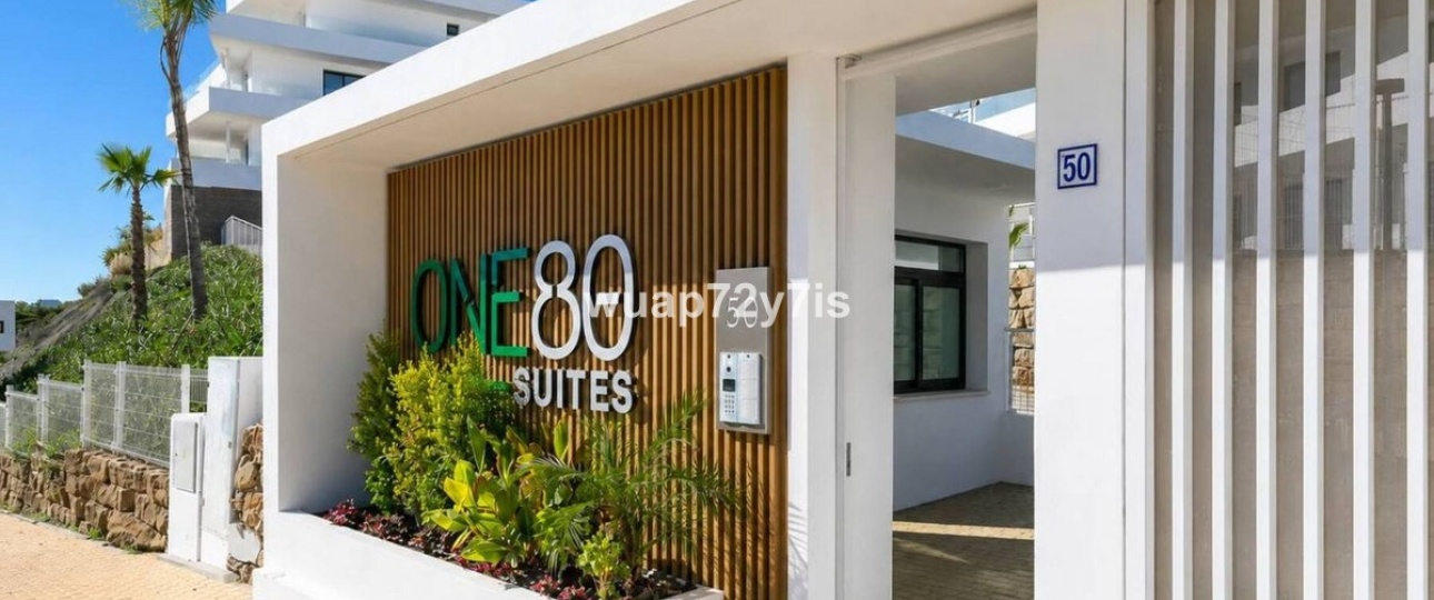 Resale - apartment - Estepona - Estepona Centro