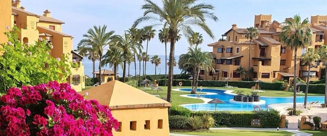 Resale - apartment - Estepona - Estepona Centro