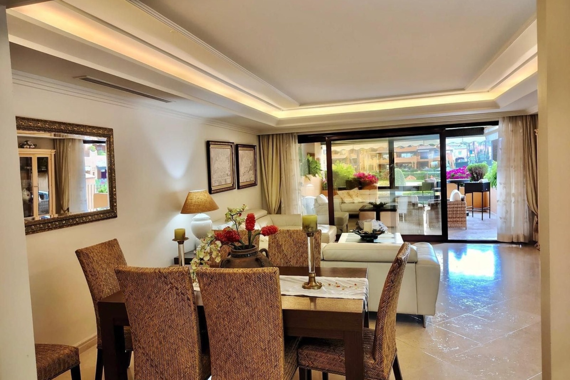 Resale - apartment - Estepona - Estepona Centro