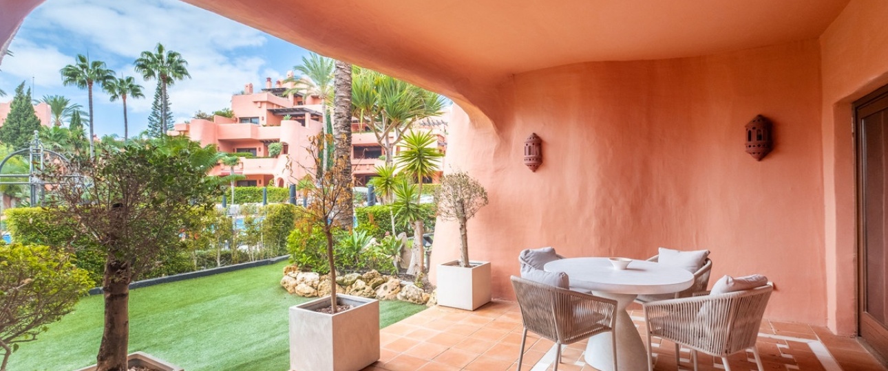 Resale - apartment - Estepona - Estepona Centro