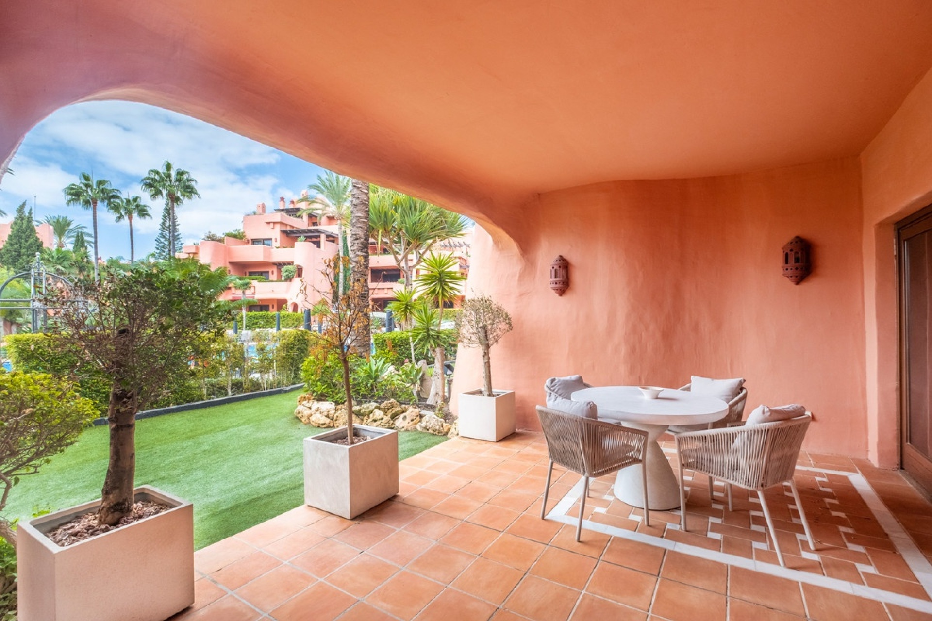 Resale - apartment - Estepona - Estepona Centro