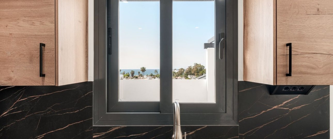 Resale - apartment - Estepona - Estepona Centro