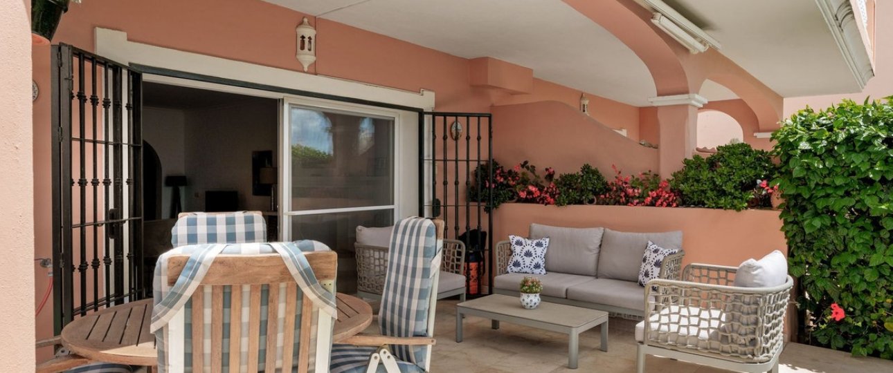 Resale - apartment - Estepona - Estepona Centro
