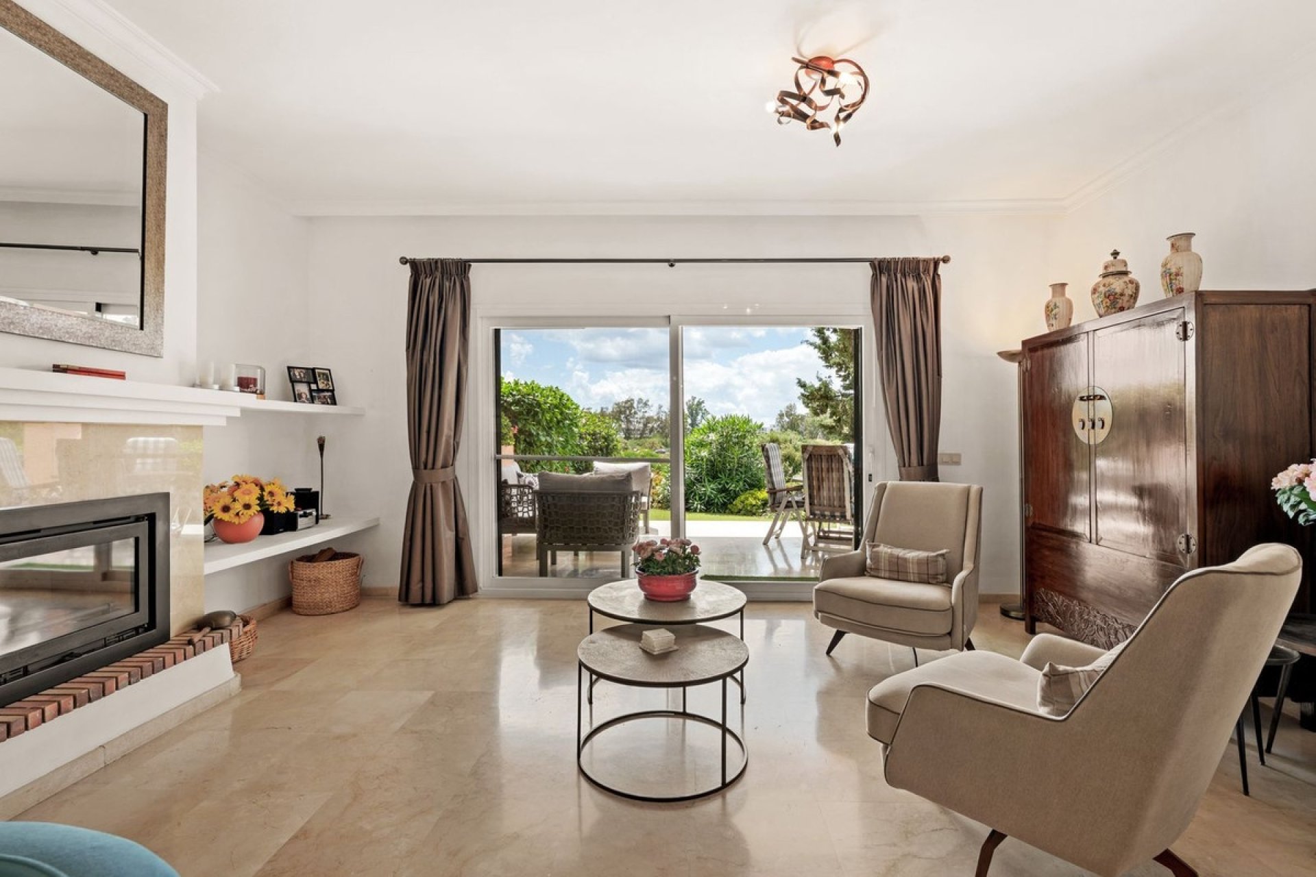 Resale - apartment - Estepona - Estepona Centro