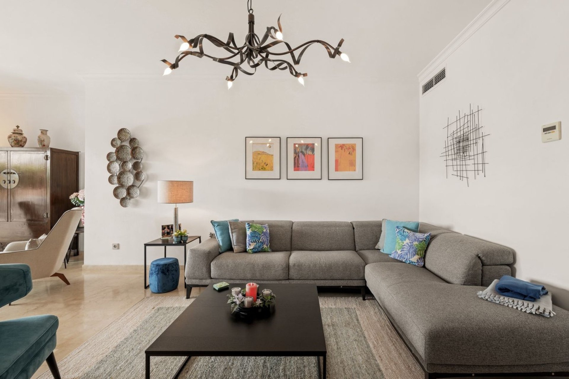 Resale - apartment - Estepona - Estepona Centro