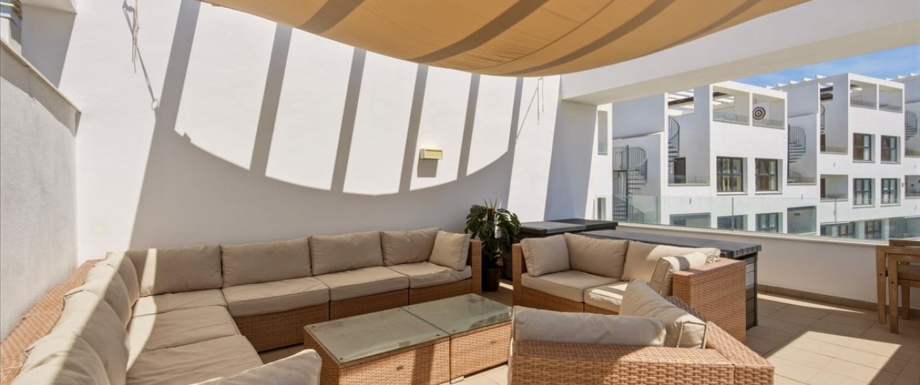 Resale - apartment - Estepona - Estepona Centro