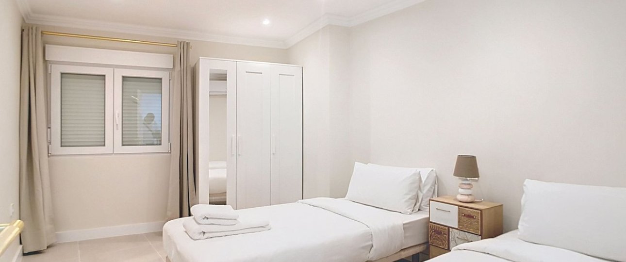 Resale - apartment - Estepona - Estepona Centro
