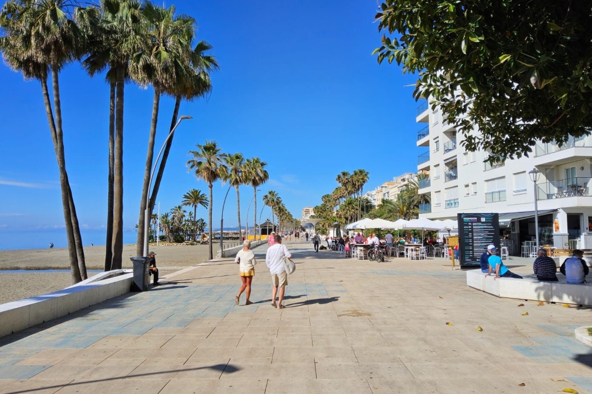 Resale - apartment - Estepona - Estepona Centro