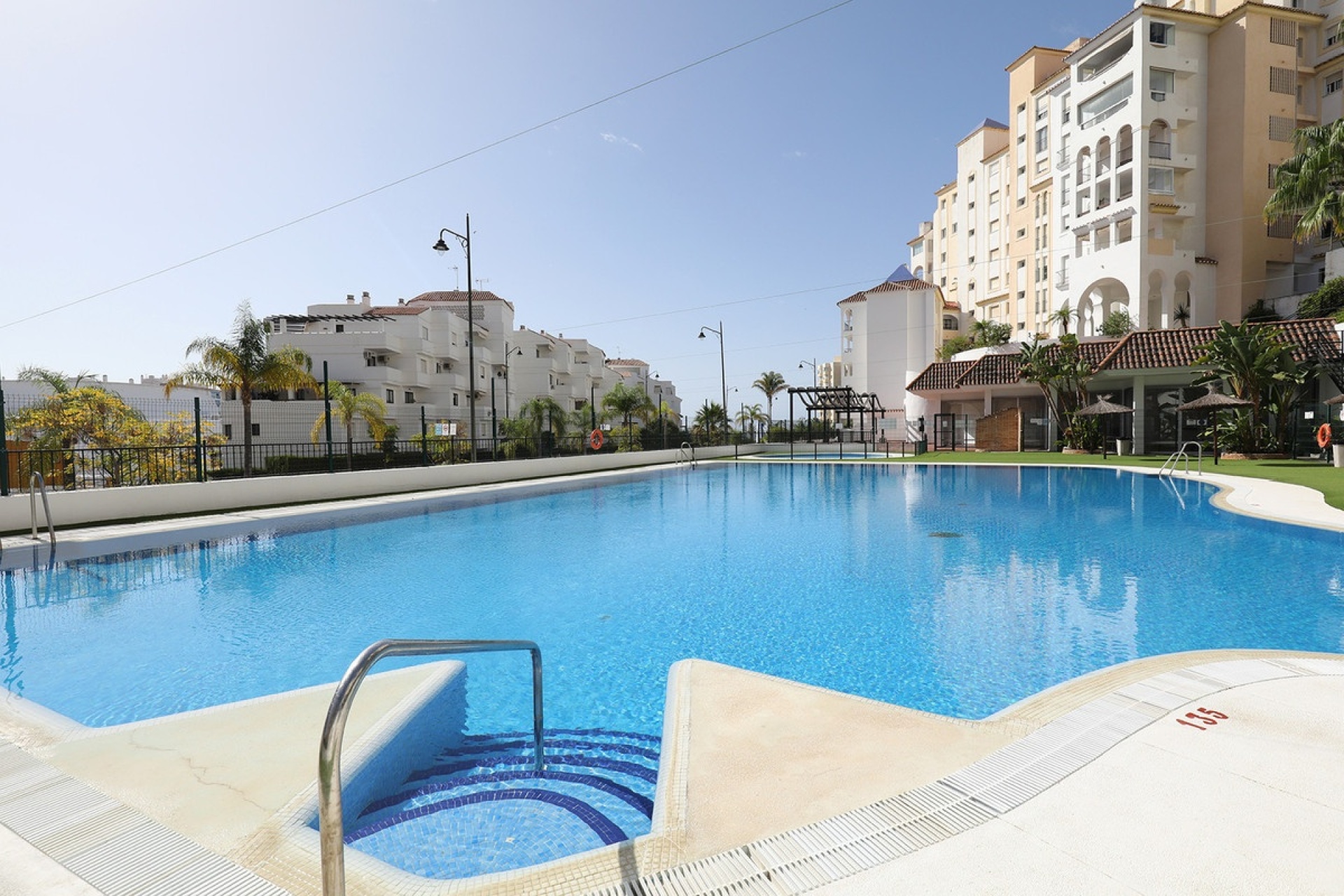 Resale - apartment - Estepona - Estepona Centro