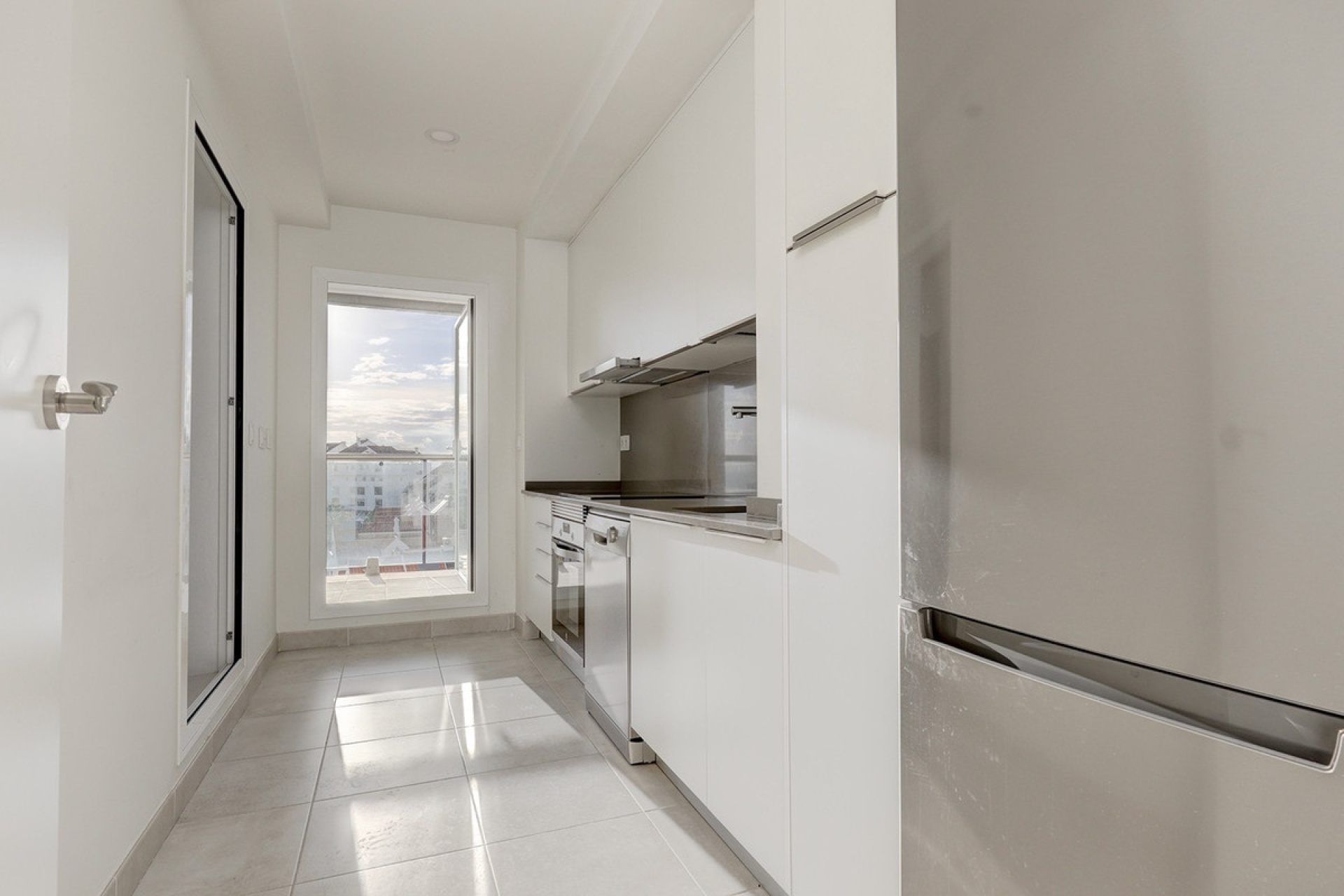 Resale - apartment - Estepona - Estepona Centro