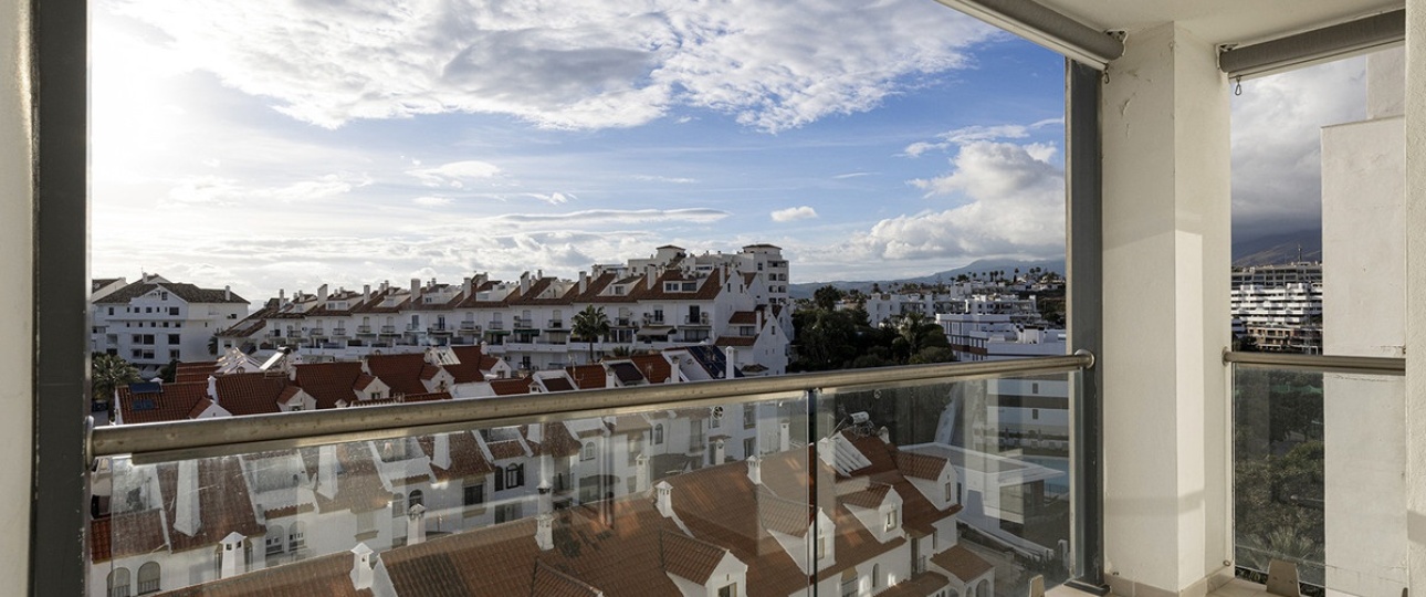 Resale - apartment - Estepona - Estepona Centro