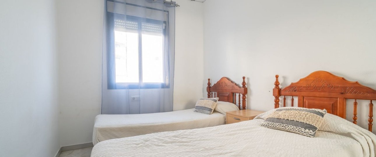 Resale - apartment - Estepona - Estepona Centro