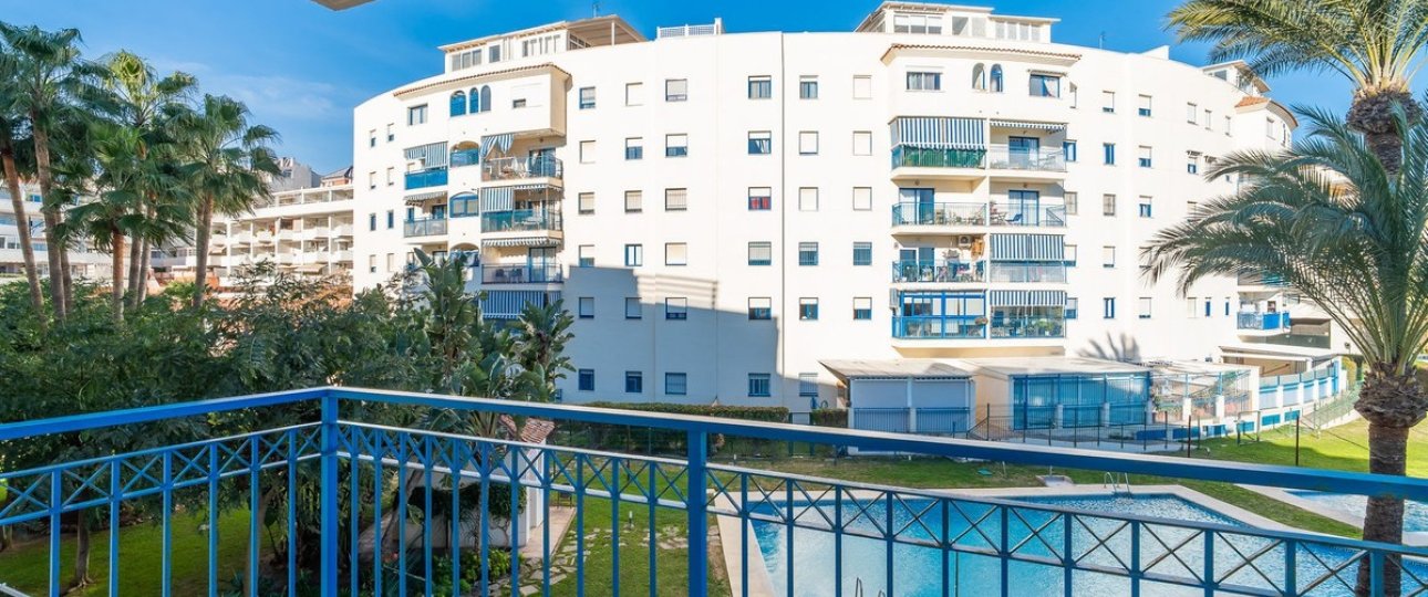 Resale - apartment - Estepona - Estepona Centro