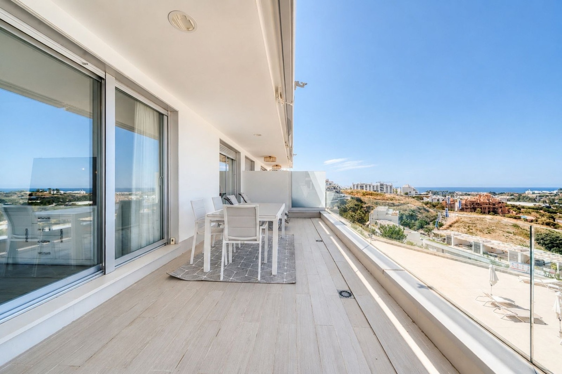 Resale - apartment - Estepona - Estepona Centro